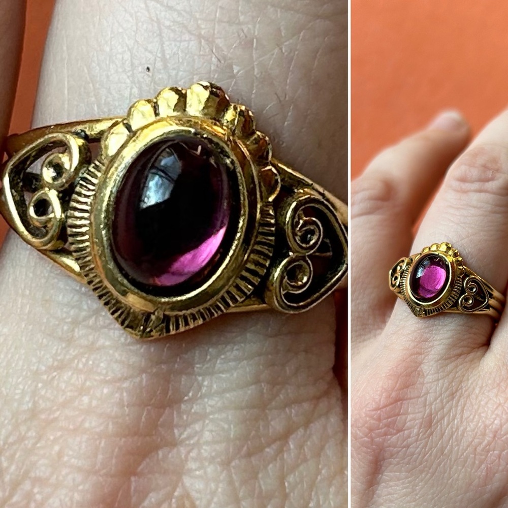 Vintage costume ring